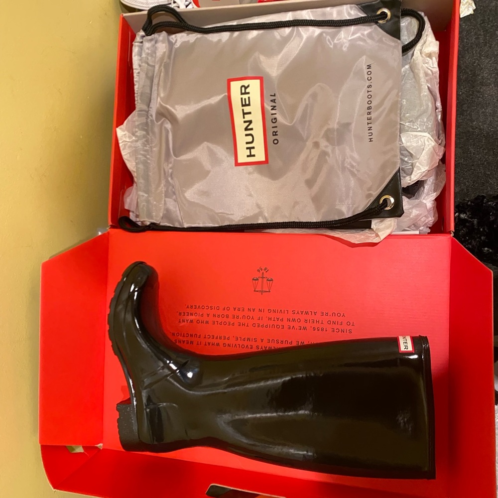 HUNTER ORIGINAL TALL GLOSS RAIN BOOTS SIZE 10